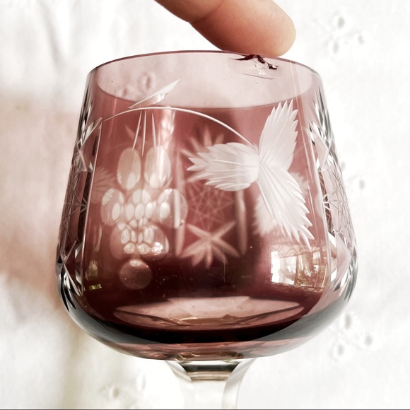 Two AJKA MARSALA Amethyst Cut to Clear Crystal Wine Goblet Glasses - Picture 6 of 10